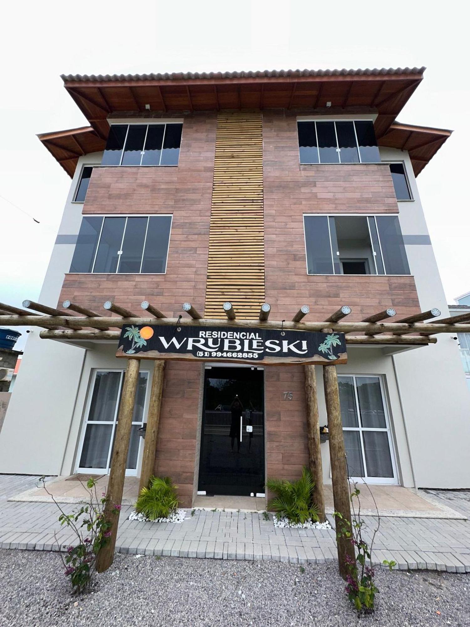Residencial Wrubleski Sc Pinheiro Buitenkant foto